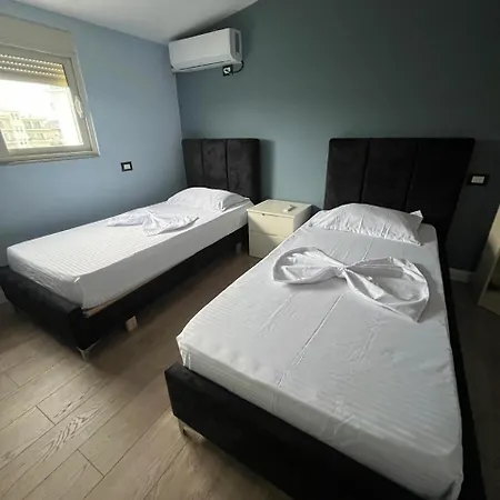 Four L's Appartamento Arape-Rashbulli